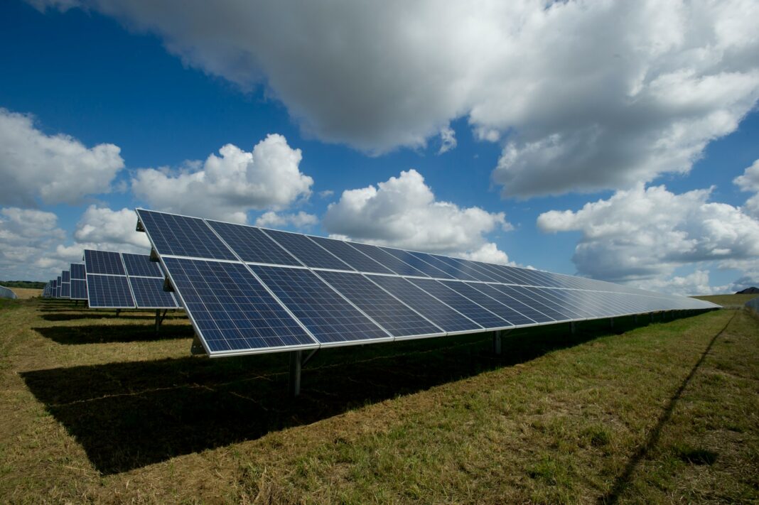 Prezzo del fotovoltaico nel 2025: quanto costa un impianto fotovoltaico e quale potenza (kW) è la più indicata?